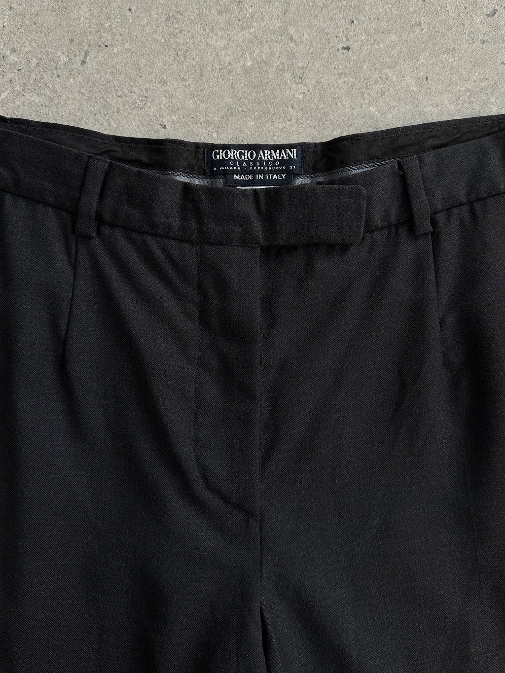 Giorgio Armani Classico Pure Wool Low-Mid Rise Trousers - W30